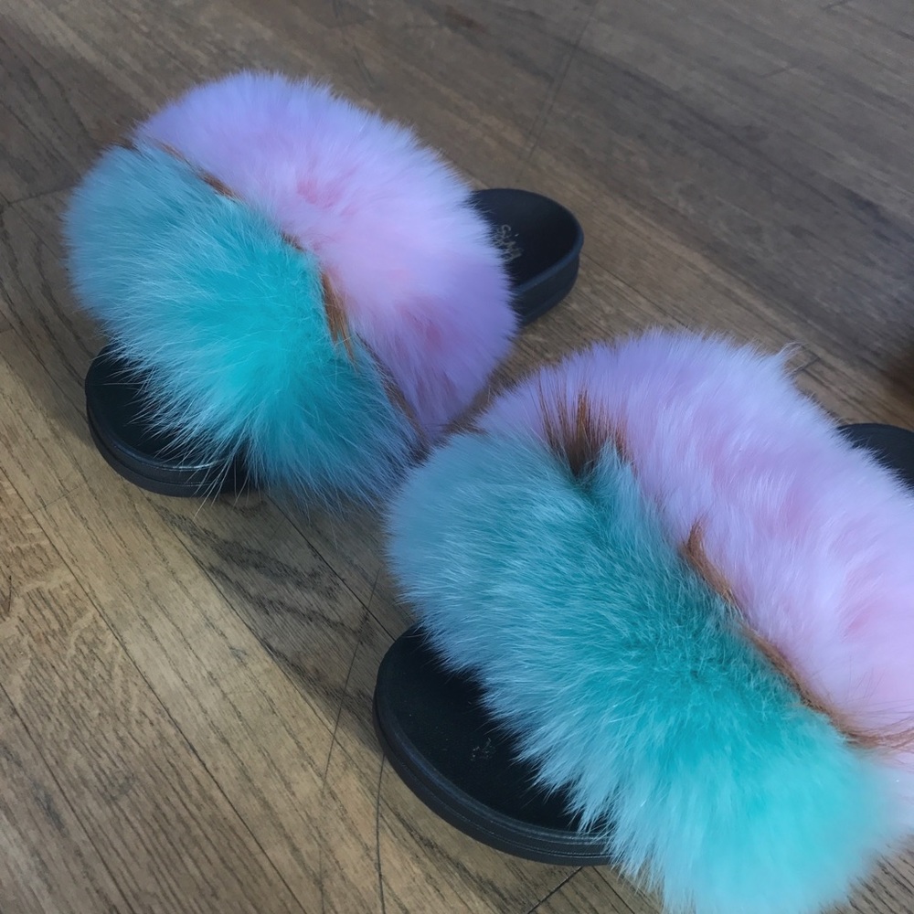 Fox fur slides
